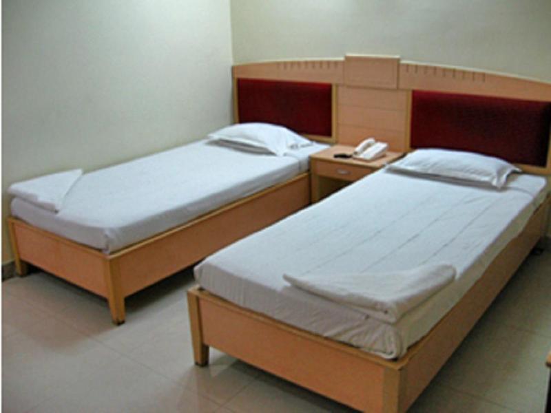 Hotel Padmini Residency Hyderabad Exterior foto
